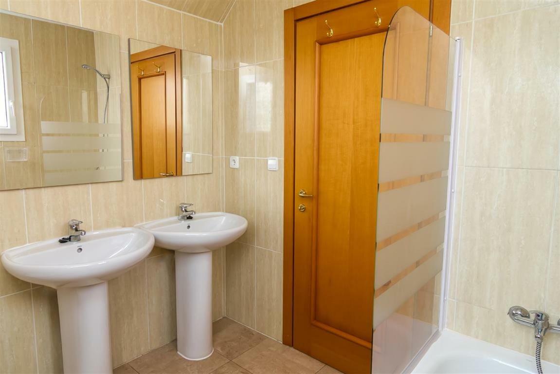 Апартаменты Duplex Vistas Al Mar En La Duquesa Манилва Экстерьер фото