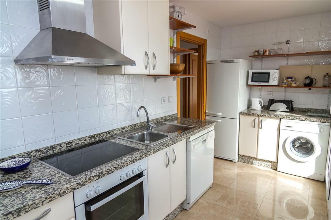 Апартаменты Duplex Vistas Al Mar En La Duquesa Манилва Экстерьер фото
